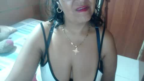 Snapshot of meganny_2023 chatting on February 21, 2:28 am Danny online show from February 21, 2:28 am