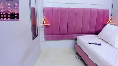 Megan  online show from February 12, 7:59 pm