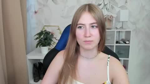 Snapshot of meganx_candy chatting on September 10, 4:51 pm Megan online show from September 10, 4:51 pm