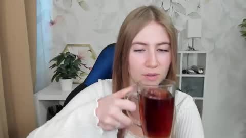 Snapshot of meganx_candy chatting on September 26, 5:38 am Megan online show from September 26, 5:38 am