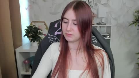 Snapshot of meganx_candy chatting on February 11, 11:42 am Megan online show from February 11, 11:42 am