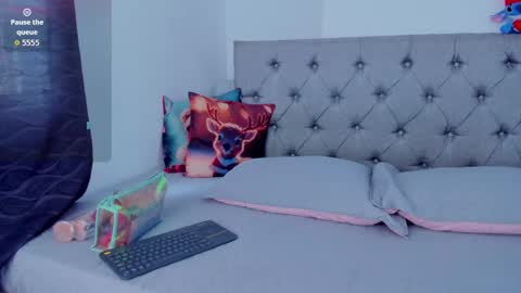 megansammy online show from October 12, 2:08 pm