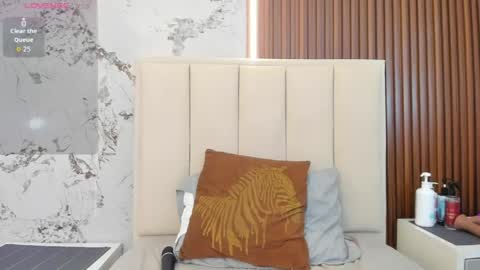 M E G A N  online show from April 11, 6:30 am