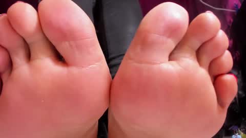 Goddess Sara online show from February 5, 12:10 am