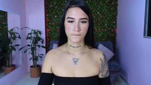 Mei online show from January 10, 7:18 pm