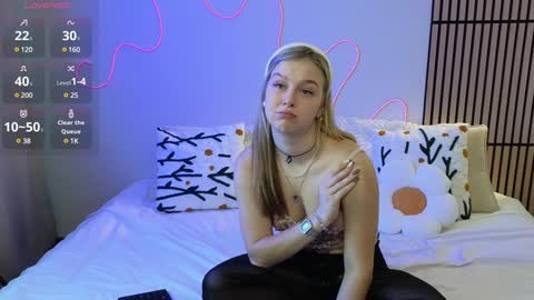 Mel online show from February 5, 3:34 am