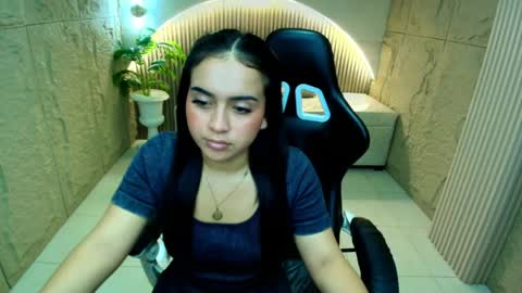 Mel  online show from April 16, 2:56 am