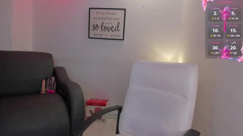 melan_owen online show from November 7, 11:16 am