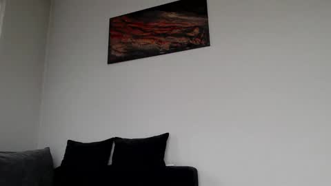 Melania online show from February 28, 12:20 pm