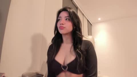 Melanie online show from March 9, 11:30 pm