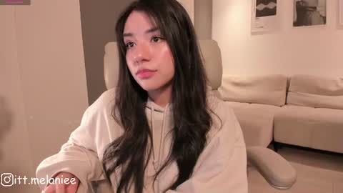 Melanie online show from June 27, 2:34 am