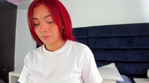 Melanie roux  online show from February 10, 2:09 pm