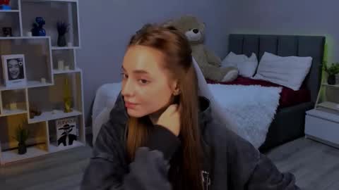 MelanieAlves online show from November 26, 6:09 pm