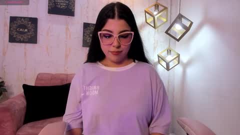Snapshot of melaniegrayx chatting on February 20, 2:46 pm melaniegrayx online show from February 20, 2:46 pm