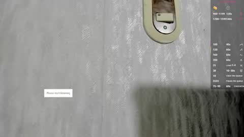 Snapshot of melanierioss_ chatting on October 20, 1:03 pm online show from October 20, 1:03 pm