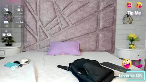 melany_heaven online show from April 17, 9:50 pm