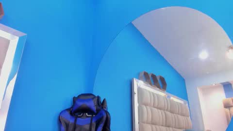 Melany  online show from April 1, 12:39 pm