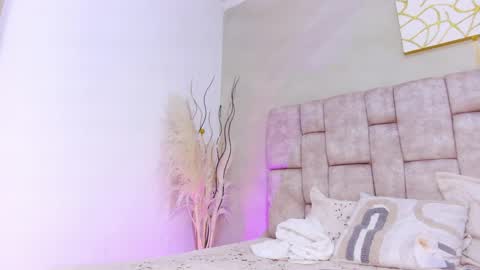 Melany online show from May 13, 3:07 pm