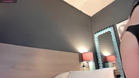 Snapshot of melanyy_ruiiz chatting on October 5, 8:36 pm MELANY online show from October 5, 8:36 pm