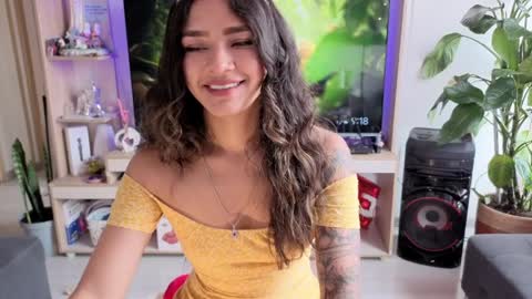 Melissa online show from March 27, 2:18 pm