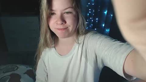 Melissa  Ray online show from January 13, 9:31 pm