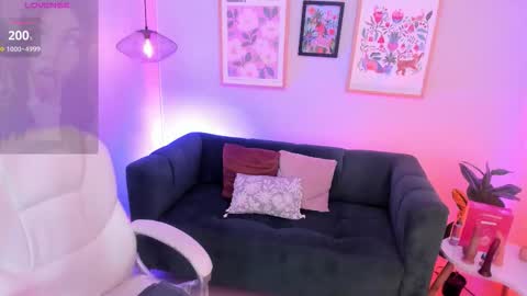 Melissa 3 online show from February 11, 5:31 am