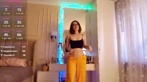 Lisaa online show from July 15, 2:38 am