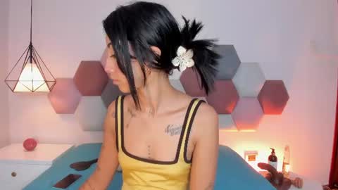 Melissa online show from July 12, 1:56 pm