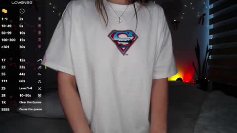 Melissa Lopez  online show from December 19, 9:18 pm