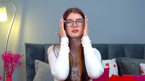 Melissa online show from April 14, 6:19 pm