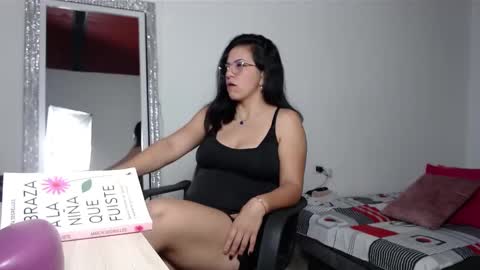 melissazaens online show from March 12, 10:17 pm