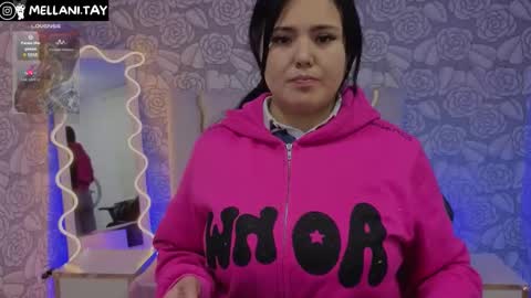 Snapshot of mellani_tay chatting on September 17, 3:04 am Mellani  online show from September 17, 3:04 am