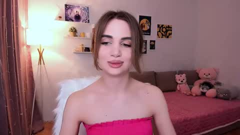 Tessa online show from March 8, 6:35 pm