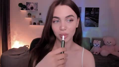 Tessa online show from June 25, 11:13 am