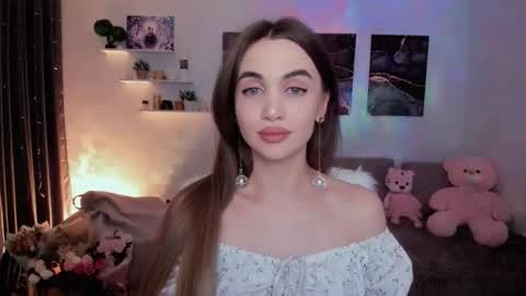 Tessa online show from December 18, 10:14 pm