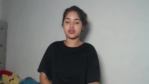 melody phillips online show from December 1, 11:14 am