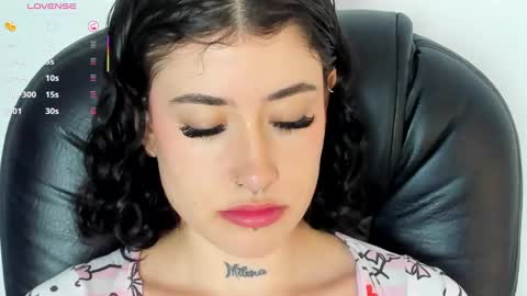 Snapshot of melody_suarez chatting on March 7, 8:00 pm MELODY online show from March 7, 8:00 pm