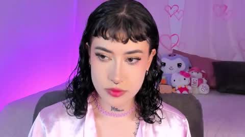 Snapshot of melody_suarez chatting on September 12, 12:11 am MELODY online show from September 12, 12:11 am