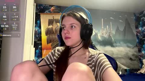 Hi Im Aria 18 years old online show from February 26, 3:00 pm