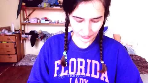 Yummygirl online show from October 31, 5:53 am