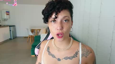 Miss Freckles online show from February 20, 3:41 pm