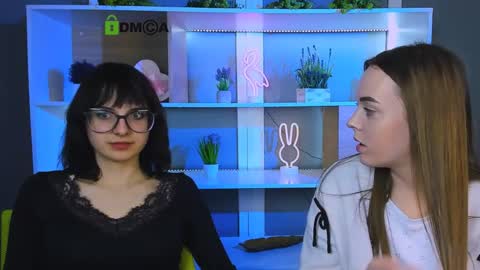 merli warner online show from April 7, 5:09 am