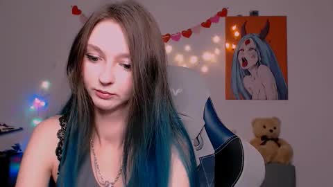 mermaidvibestides online show from February 17, 10:31 pm