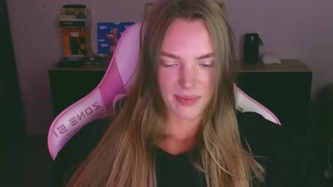 Susan online show from November 16, 3:45 pm