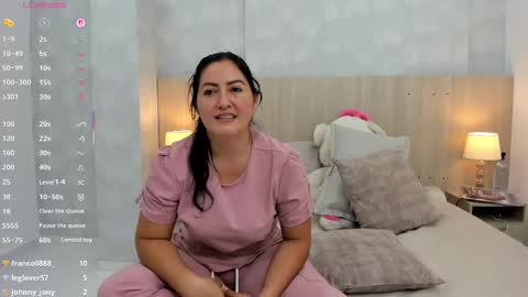 Mia Aristizabal online show from September 11, 5:02 pm