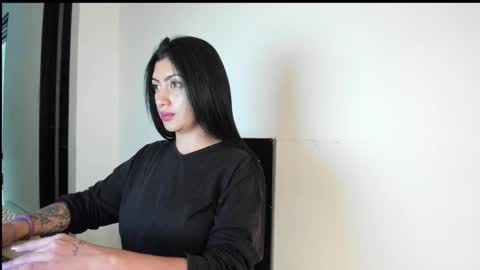 mia_belmonte online show from November 27, 5:05 pm
