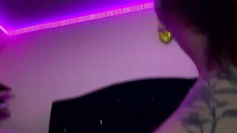 mia_blossom__ online show from January 7, 6:06 am