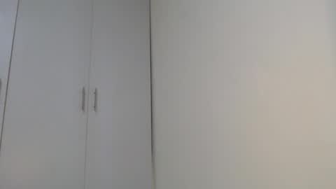 MIA online show from November 5, 11:59 am