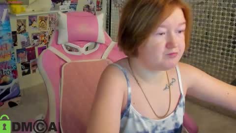 Mia online show from November 10, 2:28 am