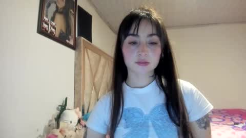 mia kaneee online show from January 6, 11:41 pm